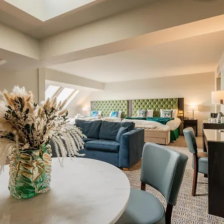 East Sussex National Hotel, Golf Resort & Spa Uckfield Buitenkant foto